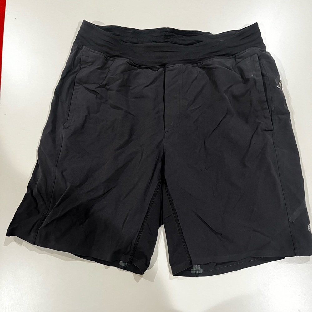 Lululemon Men's Black Shorts